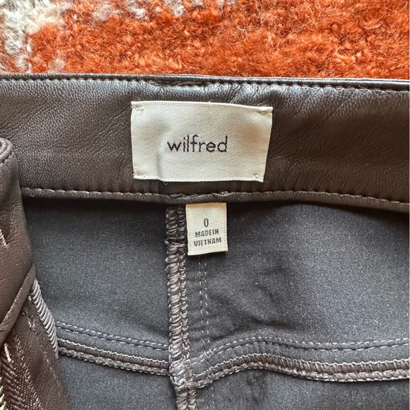 Aritzia wilfred leather pants - Picture 3 of 4
